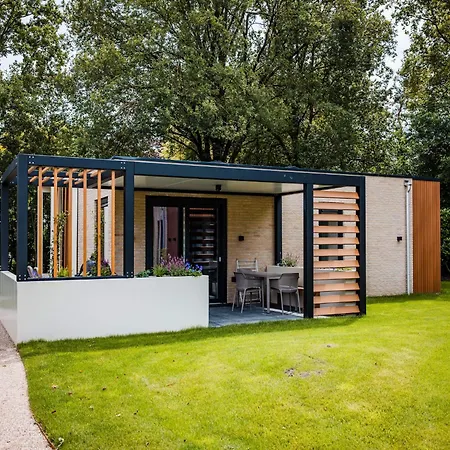In Near Veluwe, Cleaning Included Hébergement de vacances Voorthuizen